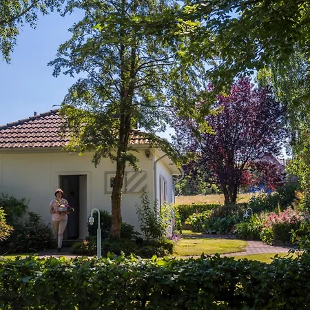 Ferienhaus Waldhaus Дом отдыха *